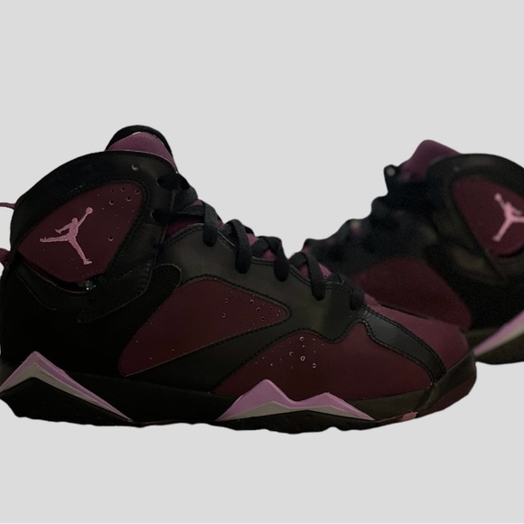 Jordan Other - Jordan 7 Retro
Mulberry (GS)